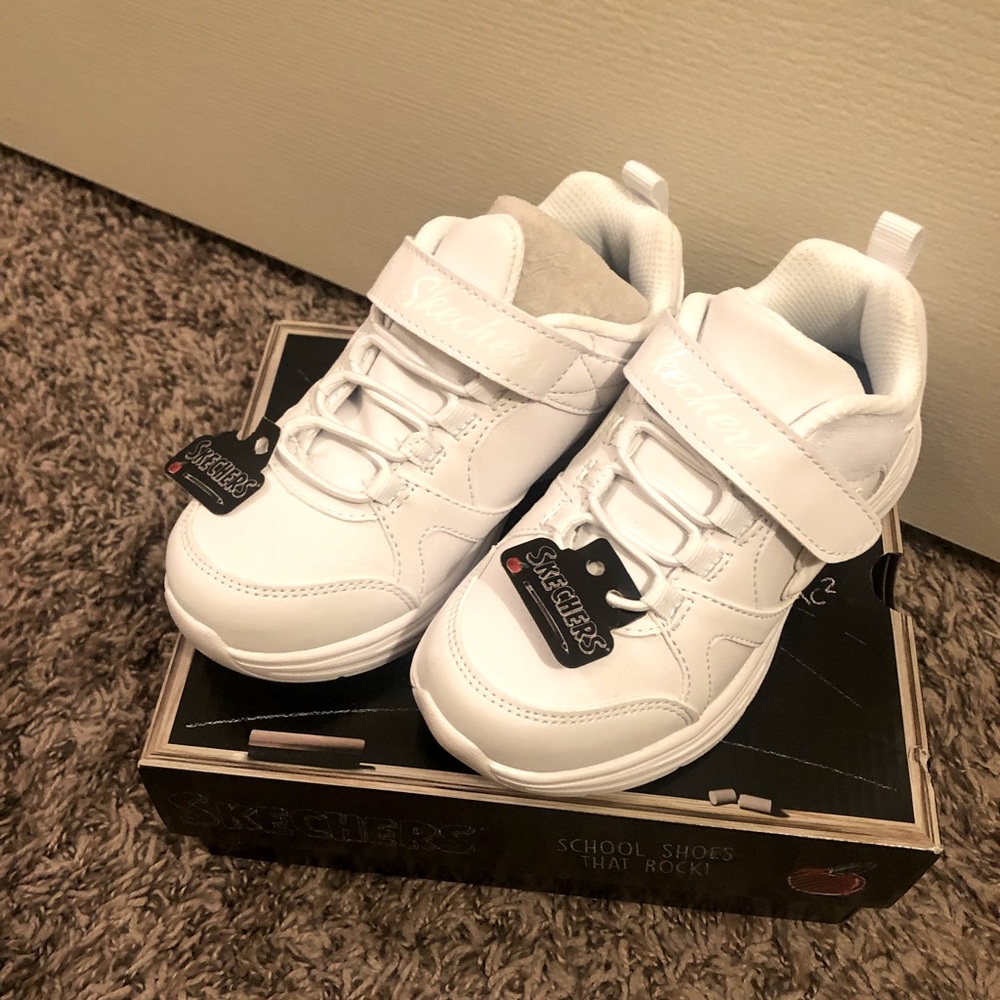 Size 11 kid’s Skechers New in Box